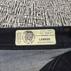 Diesel Larkee Regular-Straight Jeans